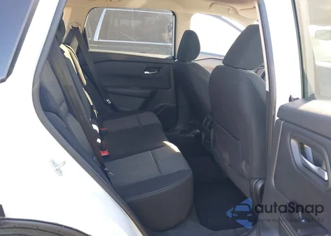 2024 Nissan Rogue Sv Fwd z USA, uszkodzony, nr VIN 5N1BT3BA8RC709600